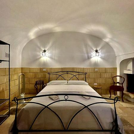 Il Serafino Holiday Suites Bari Exterior foto