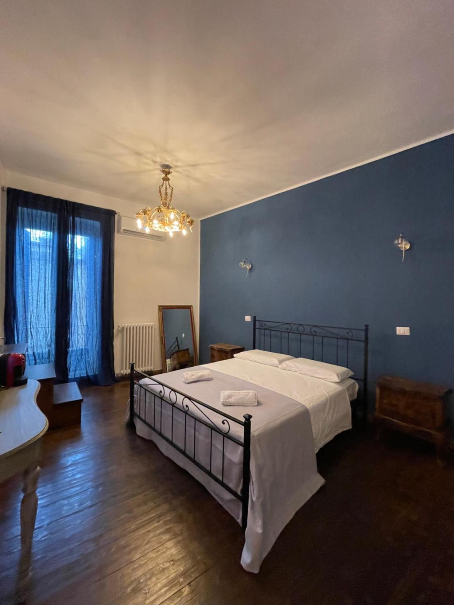 Il Serafino Holiday Suites Bari Exterior foto